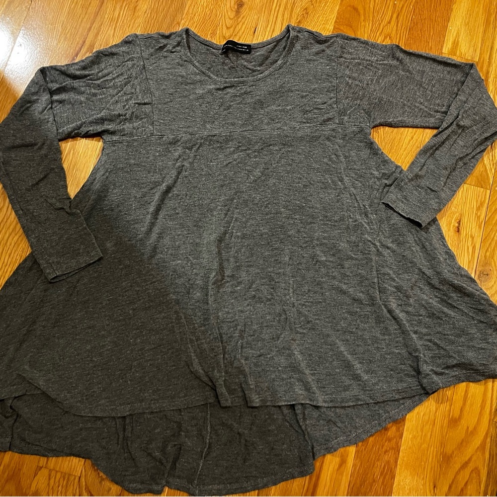 ZARA GRAY FLOWY TOP